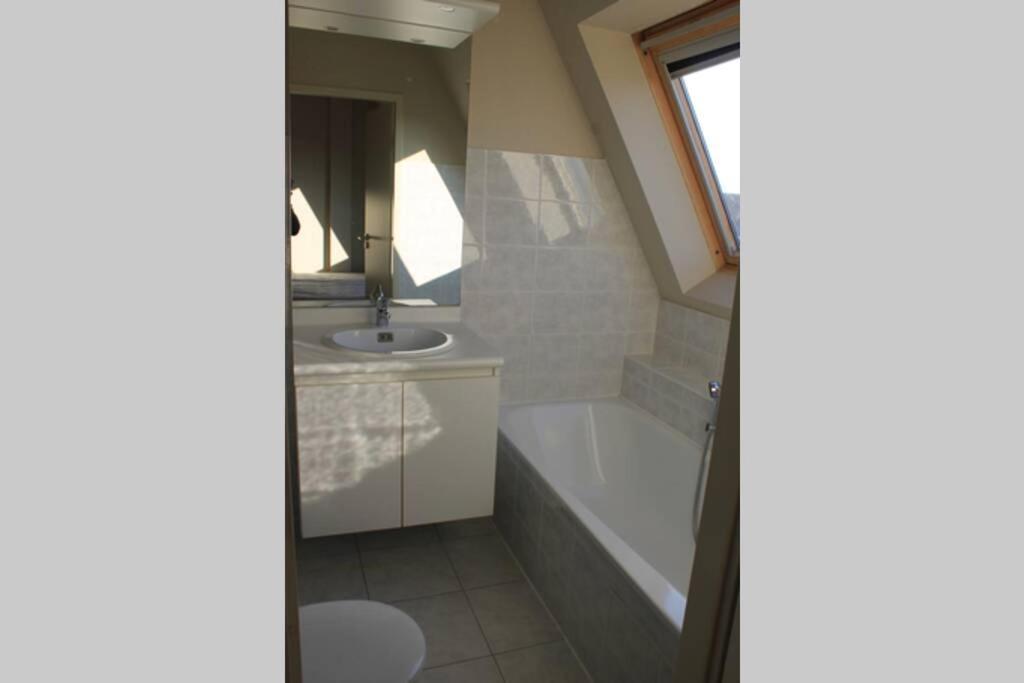 Appartement Vlakbij Zee En Duinen Bredene Zewnętrze zdjęcie
